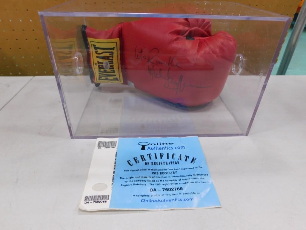 Michael Buffer Signed Boxing Glove with COA and Case: Michael Buffer Signed Boxing Glove with COA and Case