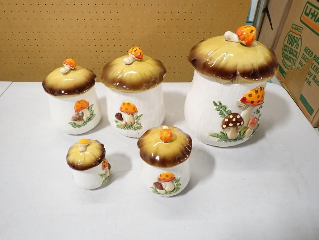 Vintage Sears Merry Mushroom Canister Set (1 of 5)
