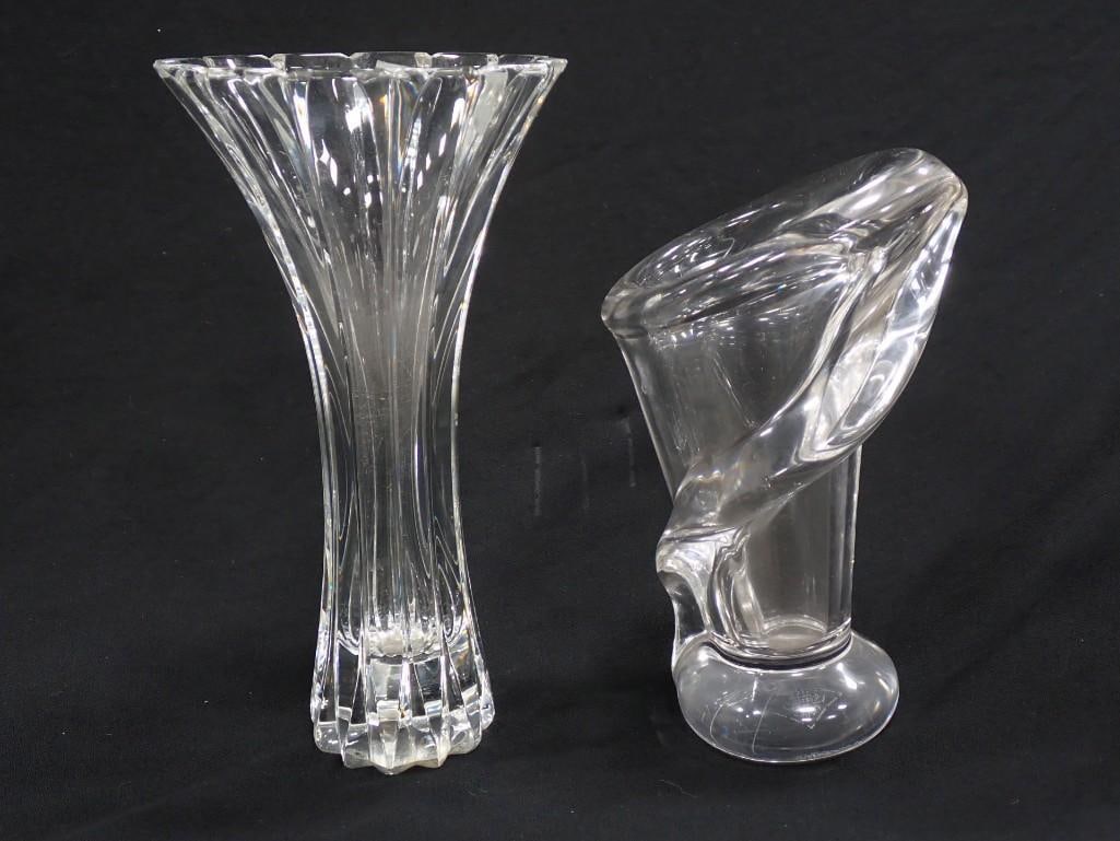 2 Vases incl Art Vannes Le Chatel Calla Lily Art Glass Vase and Mikasa Crystal Vase (1 of 11)