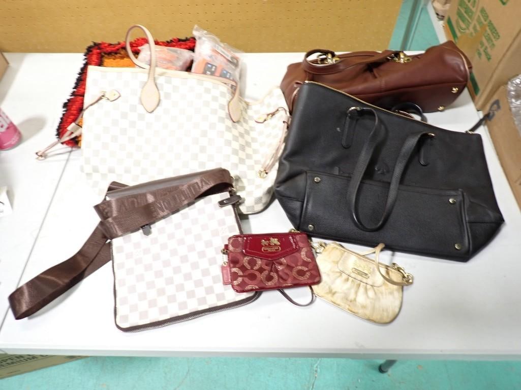 Lot of Assorted Purses / Bags (1 of 4)