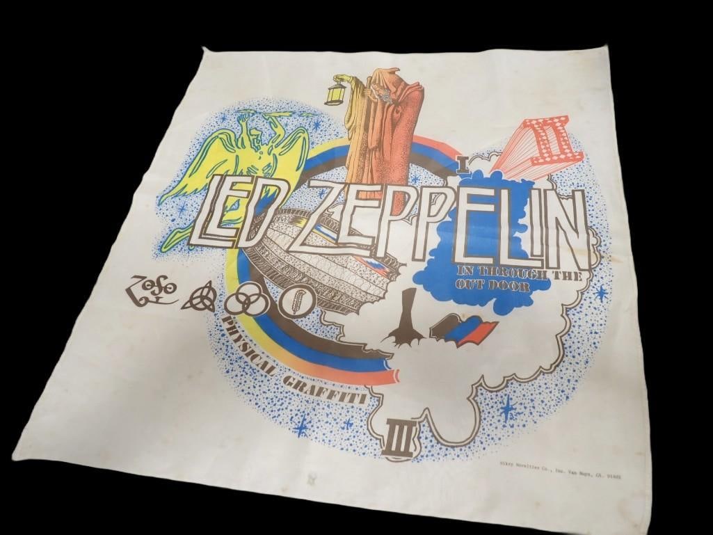 Rare Vintage Led Zeppelin Promotional Cloth Banner In Through The Out Door Physical Graffiti (1 of 3)