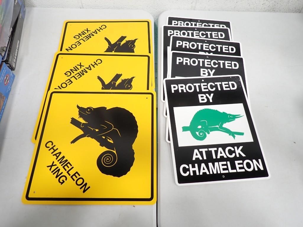 8 Plastic Chameleon Signs incl 5 Protected by Attack Chameleon and 3 Chameleon Xing (1 of 2)