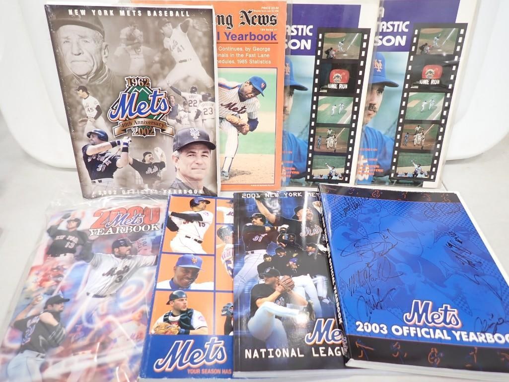 Sports Lot incl NY Mets Official Yearbooks, Etc (1 of 10)