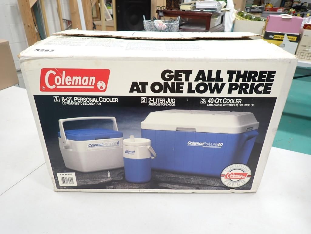 New in opened box Coleman 5283 40 qt. cooler, 8 qt. cooler and 2 liter jug (1 of 4)