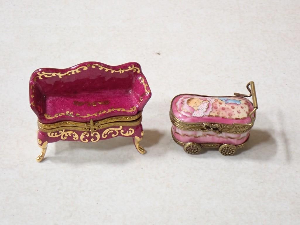 2 Limoges Trinket Boxes incl Baby's First Tooth and a Sofa or Couch: 2 Limoges Trinket Boxes incl Baby's First Tooth and a Sofa or Couch, A nice lot of Limoges porcelain trinket boxes.