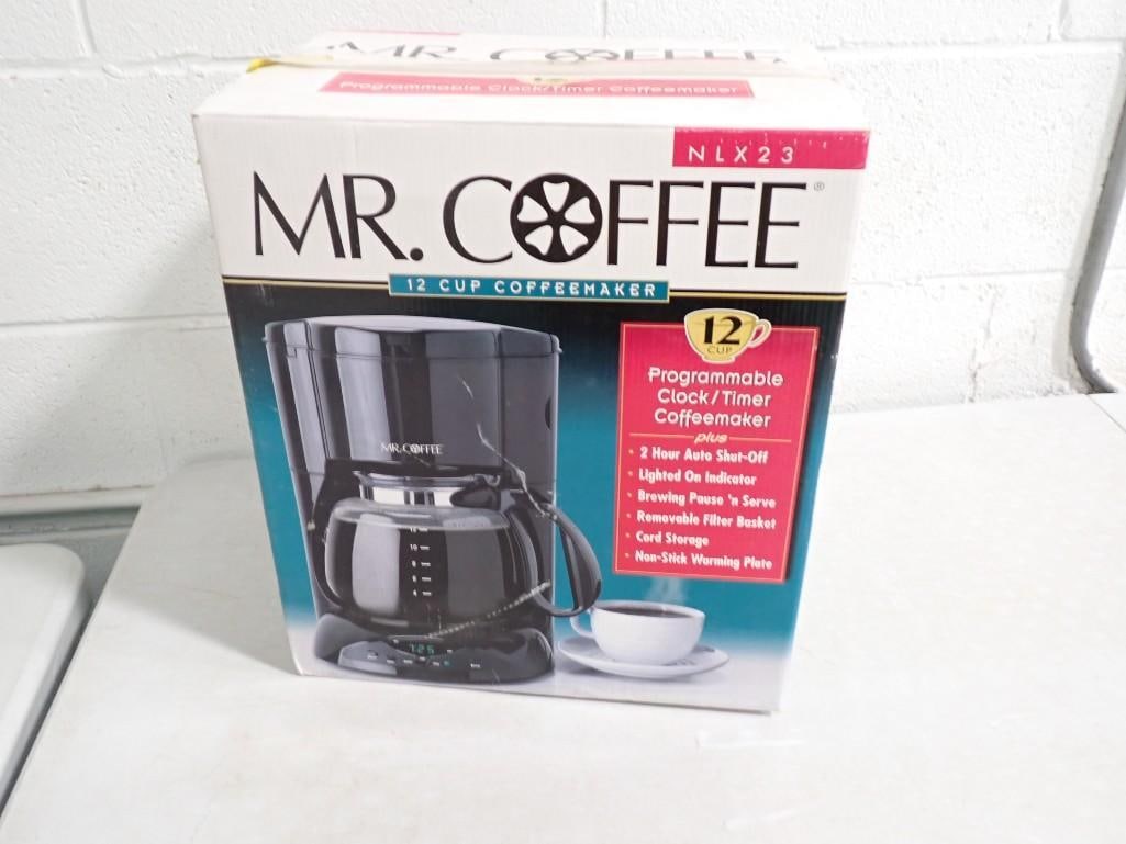New in Open Box Mr Coffee 12 Cup Coffee Maker NLX23 (1 of 4)