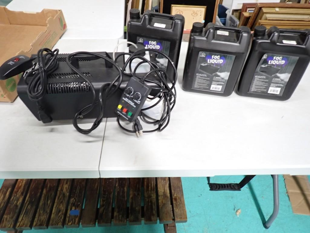 Fog Machine with Fog Refill: Fog Machine with Fog Refills. 2 of the fog refills appear to be full and 1 is partially full. Condition: untested