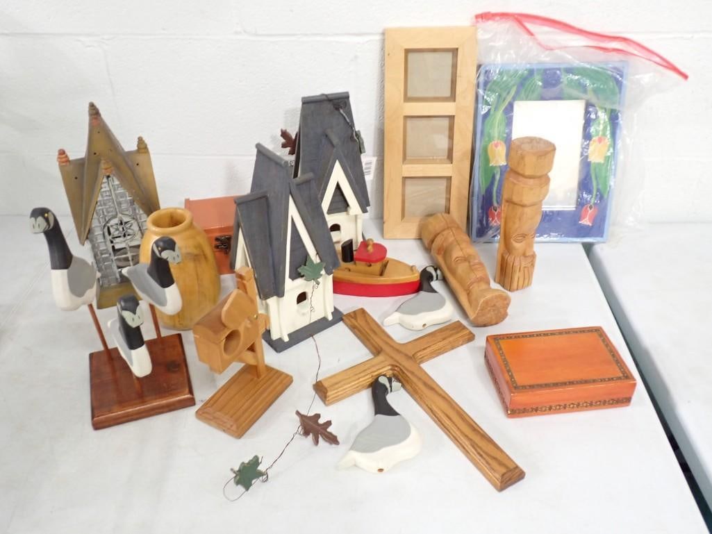 Wood Decor Lot incl 2 Bird Houses, House Candle Holder, 2 Decorative Boxes,: Wood Decor Lot incl 2 Bird Houses, House Candle Holder, 2 Decorative Boxes, Vase, Cross, Picture Frames