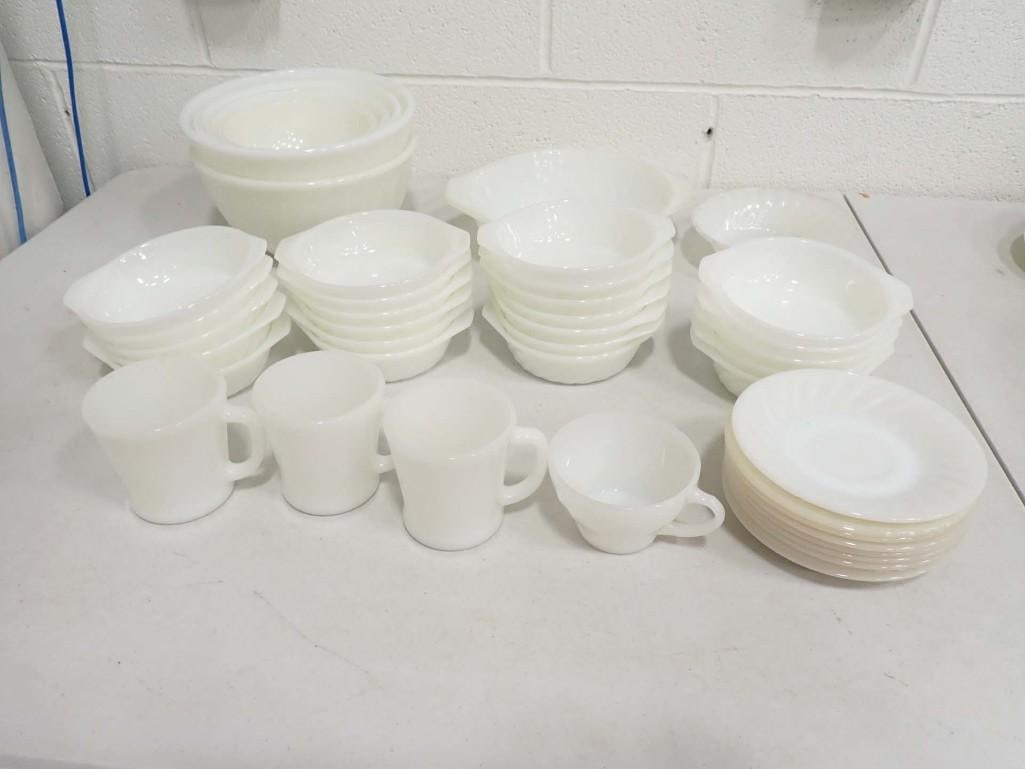 Lot of Vintage Milk Glass Dishes (1 of 4)
