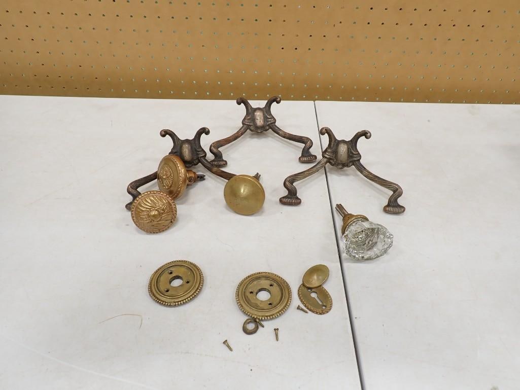 Lot of Antique Brass door knobs and hooks, hardware, etc. (1 of 3)