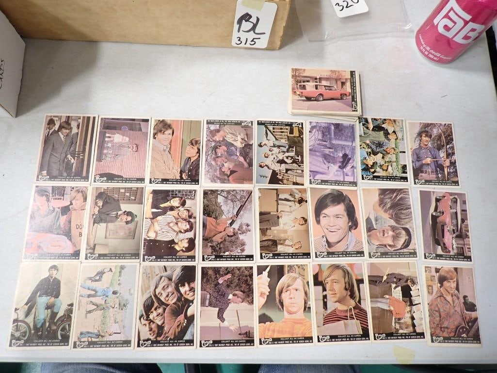 Vintage 1967 The Monkees Trading Cards (1 of 10)