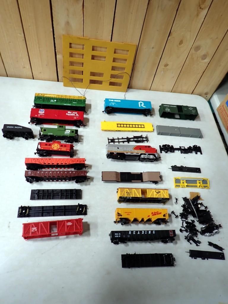 Lot of assorted H0 Scale Trains, etc. (1 of 14)