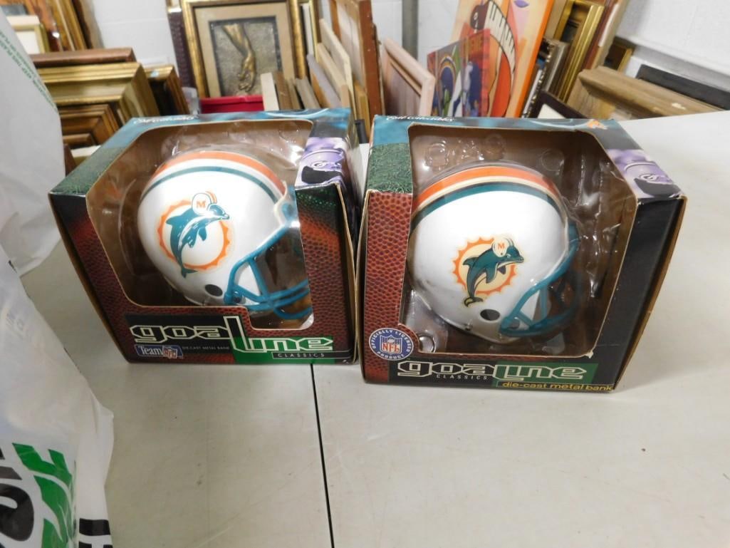 2 Ertl Die Cast Mini Helmet Banks Miami Dolphins (1 of 6)