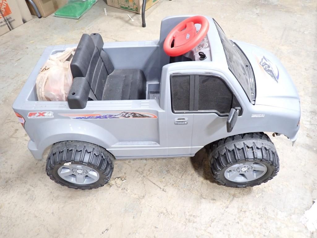 Power Wheels FX4 Ford 6V F-150 by Fisher Price (1 of 13)