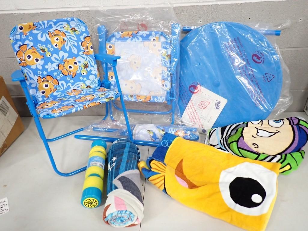 2 Goldfish Beach Chairs, Table, Unbrella, 3 Towels (1 of 10)