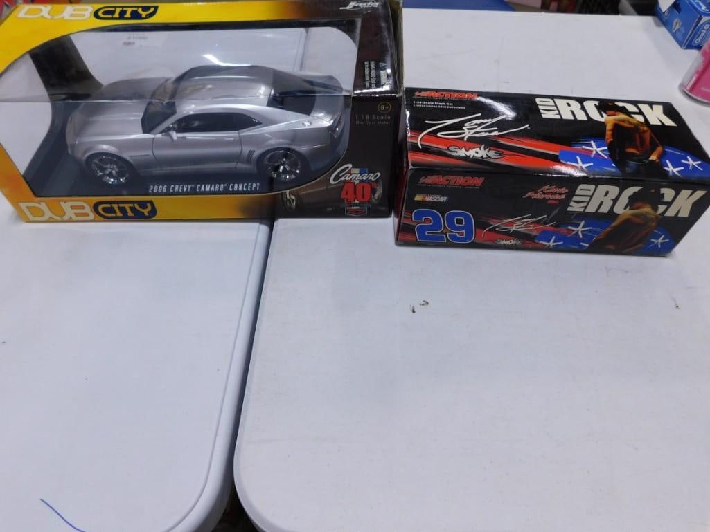 2 Model Cars incl 1:18 Scale Die Cast Dub City 2006 Chevy Camaro Concept and 1:24 Kid Rock 29 Nascar (1 of 8)