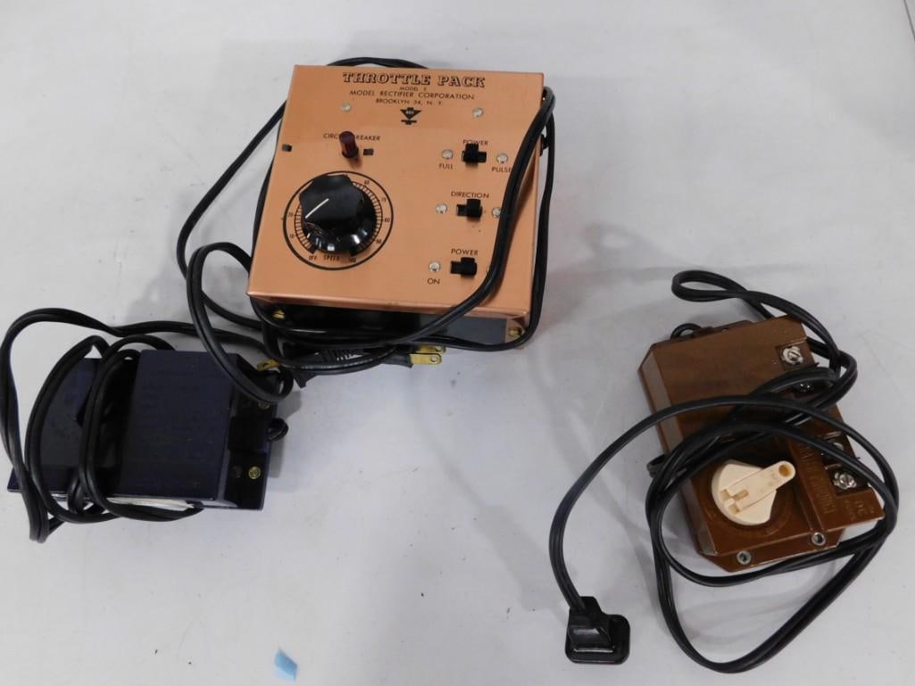 Bachmann Model Train Transformer N Scale and HO Scale 120V and Throttle Pack Model 3 (1 of 7)