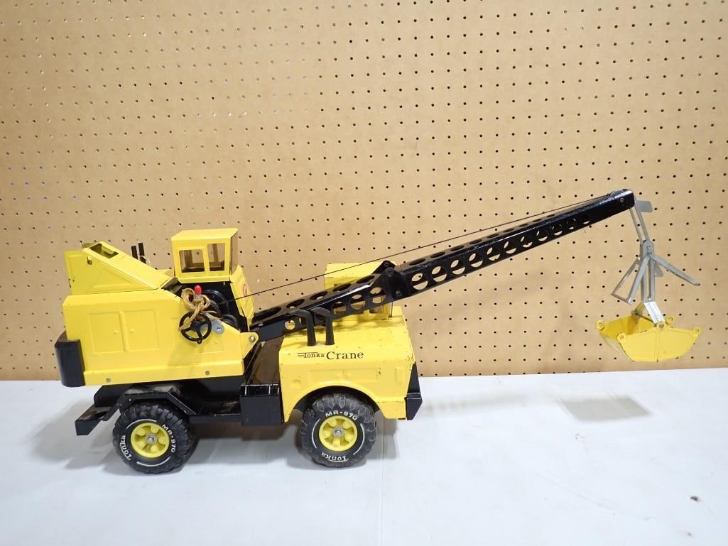 Vintage Tonka Pressed Steel Crane: Vintage Tonka Pressed Steel Crane Condition: please see pictures
