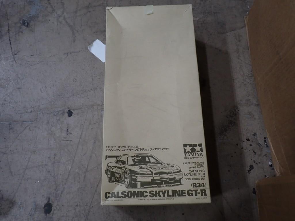 Tamiya Calsonic Skyline GT-R 1/10 GLow Engine R/C Car Spare Parts / Body Parts Set (1 of 3)