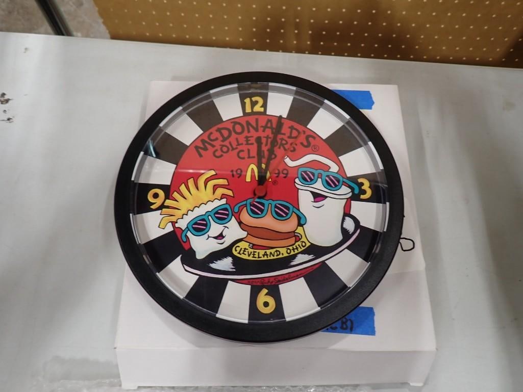 New Old Stock Vintage McDonald's Wall Clock (1 of 5)