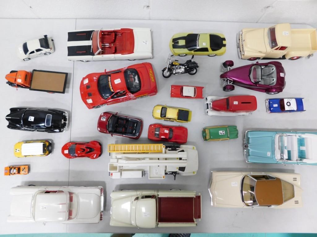Lot of Assorted Model Cars, Trucks, Motorcycle (1 of 8)
