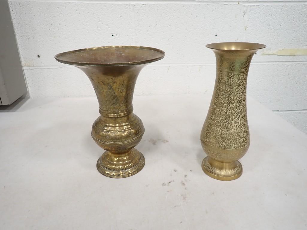 Pair of Vintage Decorative Brass Vases or Urns (1 of 7)