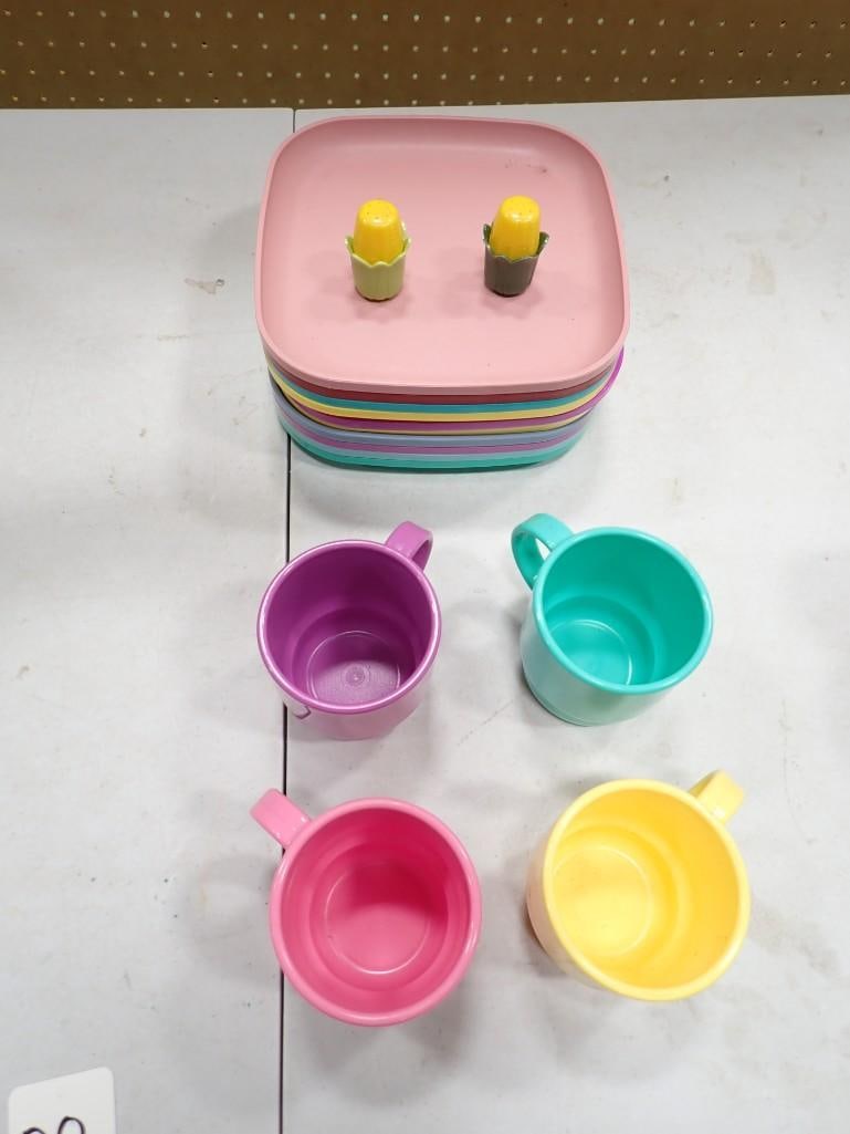 Vintage Colorful Tupperware Plates and Stackable cups, plus mini salt and pepper shakers (1 of 9)