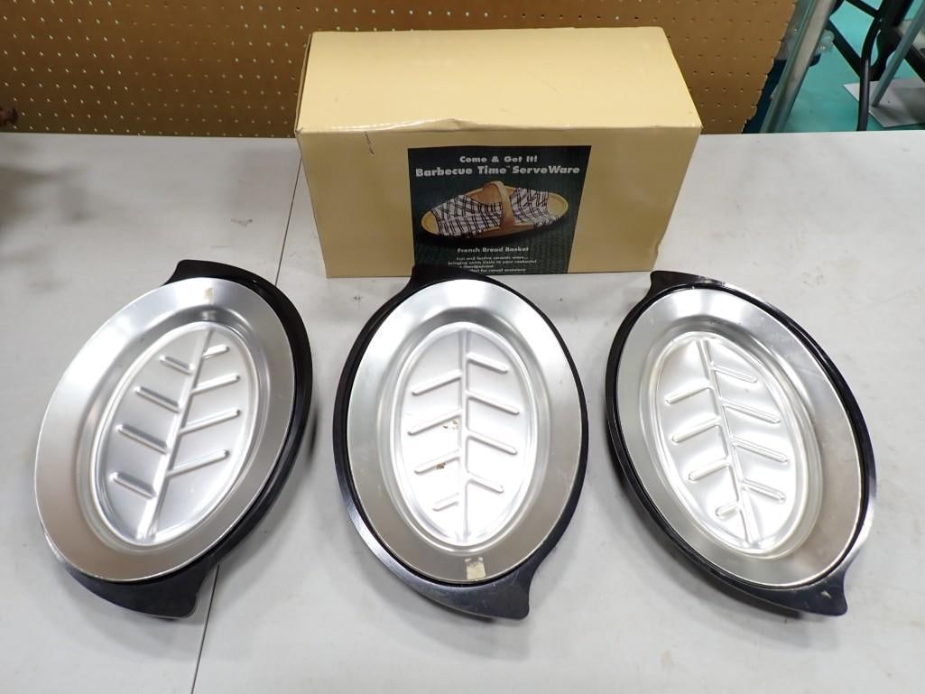 3 Large Nordic Ware Plate holders plus a Ceramic French Bread Basket (1 of 8)