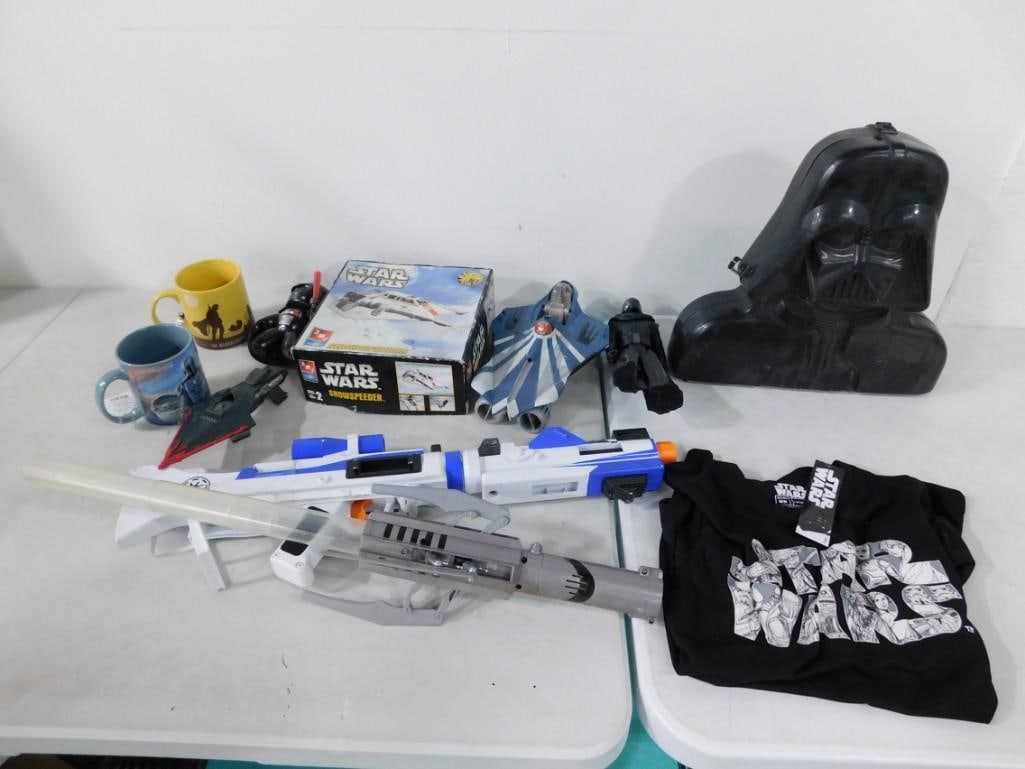 Star Wars / Toy Lot including T-Shirt, Darth Vader Case, Mugs, Snowspeeder AMT Model Kit, etc. (1 of 6)