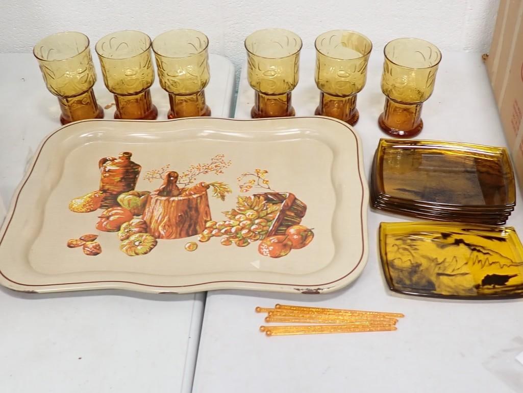 Summer/Fall Tea / Water Set including Libbey 1970's Amber Glasses, Plastic Stir Sticks, Serving Tray (1 of 7)