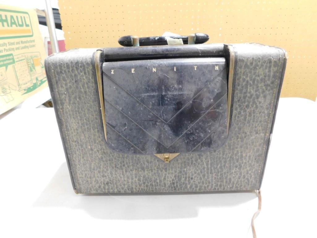 Vintage Zenith Royalty of Radio Tube Radio: Vintage Zenith Royalty of Radio Tube Radio