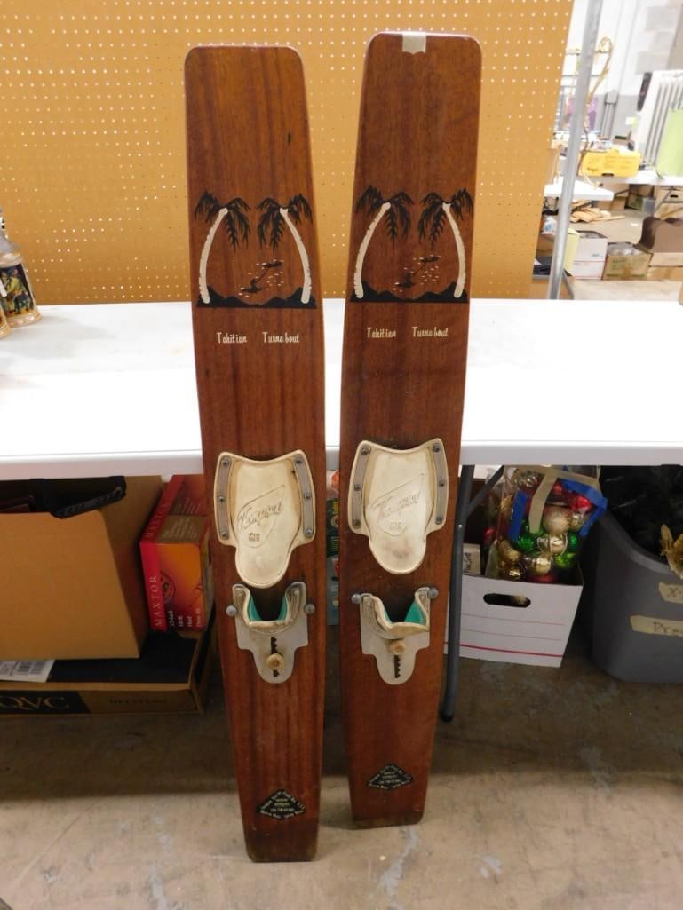 Tahitian Turnabout Decorative Mahogany Water Skis: Tahitian Turnabout Decorative Mahogany Water Skis