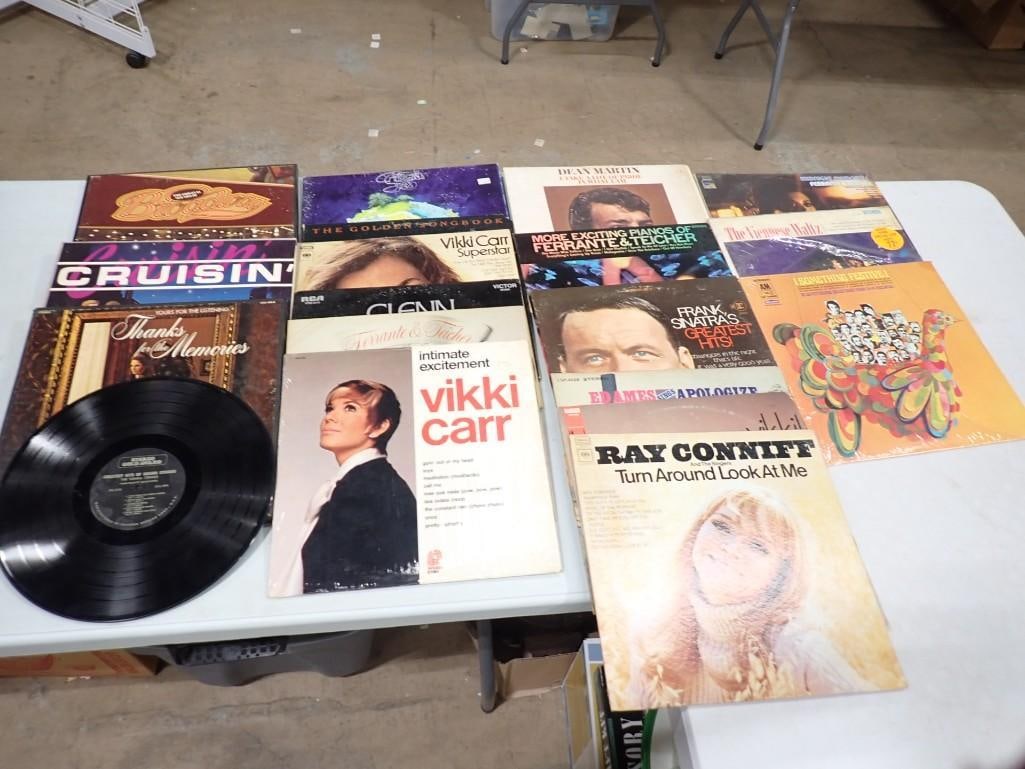 Approx 19 Vinyl Records incl Ray Conniff, Vikki Carr, Frank Sinatra, Dean Martin, etc (1 of 11)