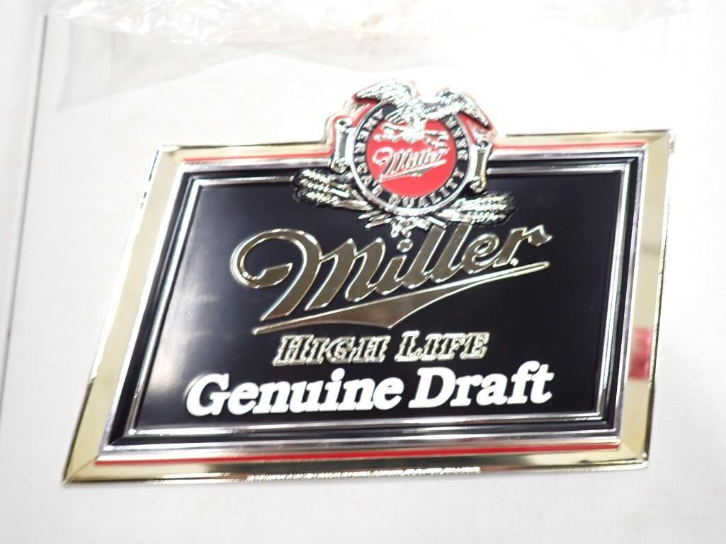 Miller High Life Genuine Draft Bar Sign: Miller High Life Genuine Draft Bar Sign