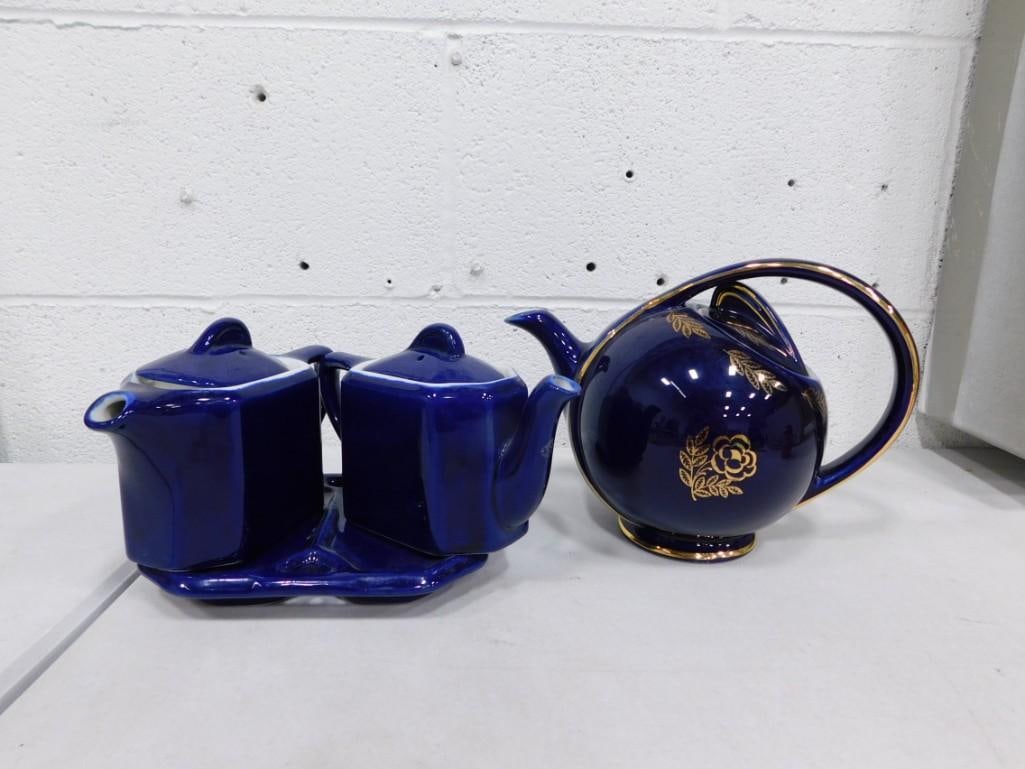 Vintage Hall Pottery Lot incl Teapot and 2 Small Pitchers or Creamers with Underplate (1 of 7)