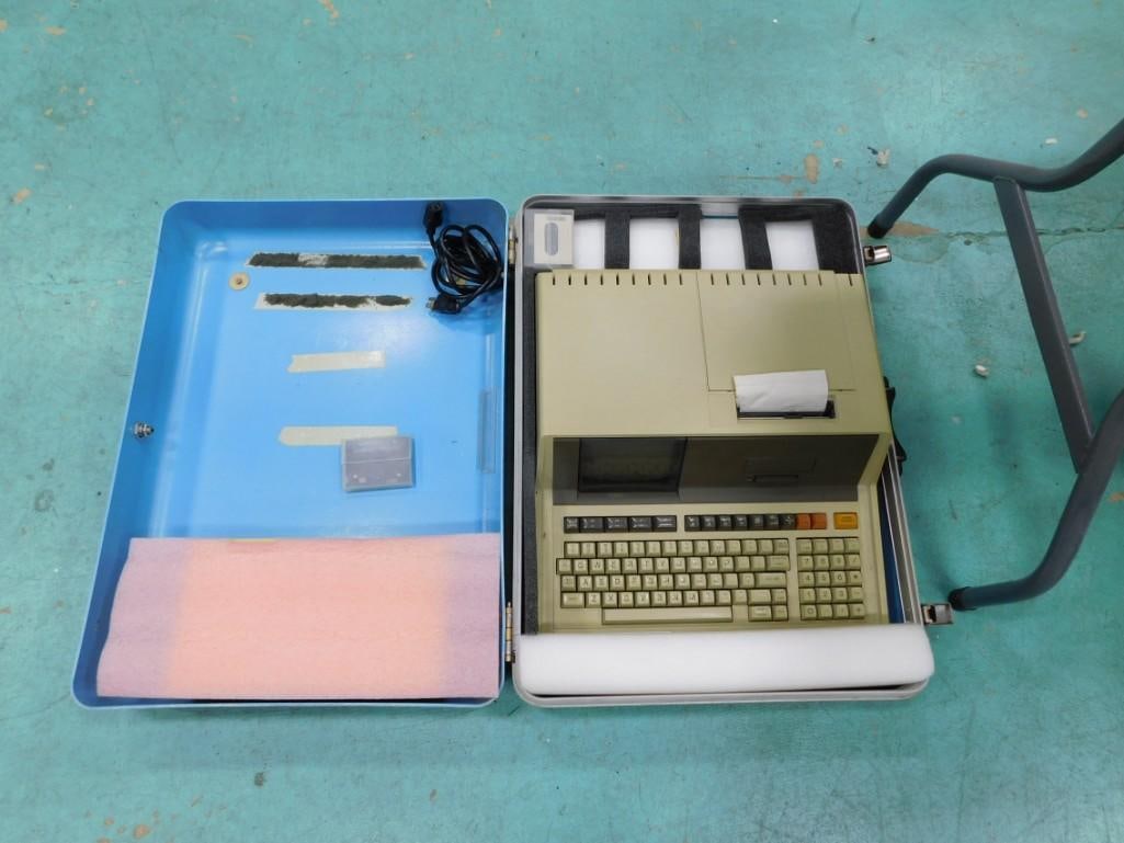 Vintage Hewlett Packard-85  HP-85 Computer with case and some cartridges and roll of paper (1 of 6)