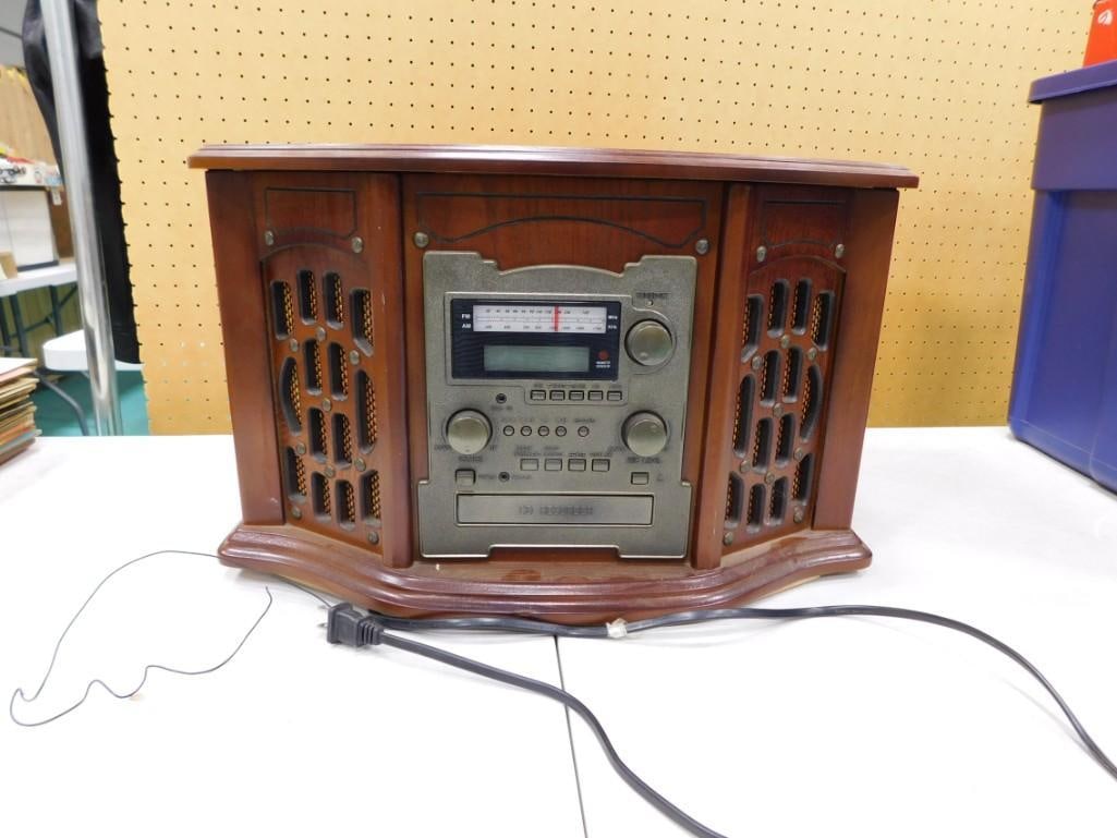 Innovative Technology Record / CD Player / Radio / cassette player (1 of 9)