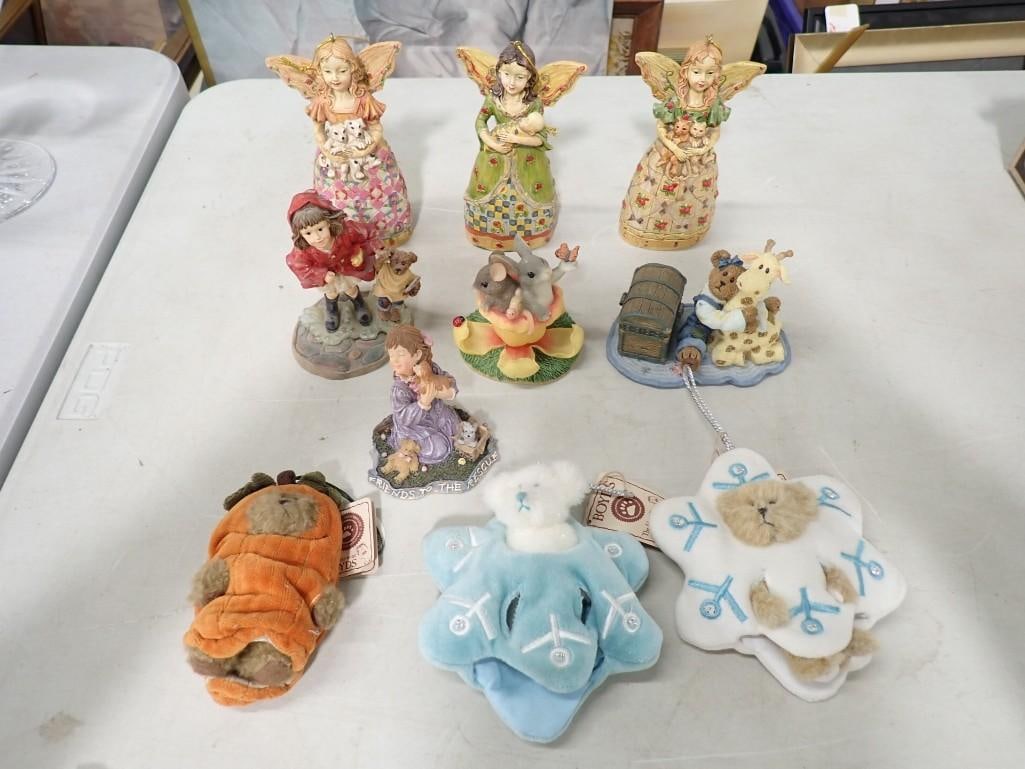 Christmas Ornament / Figurine lot including Boyds Bears, Angles, Figurines, etc. (1 of 15)