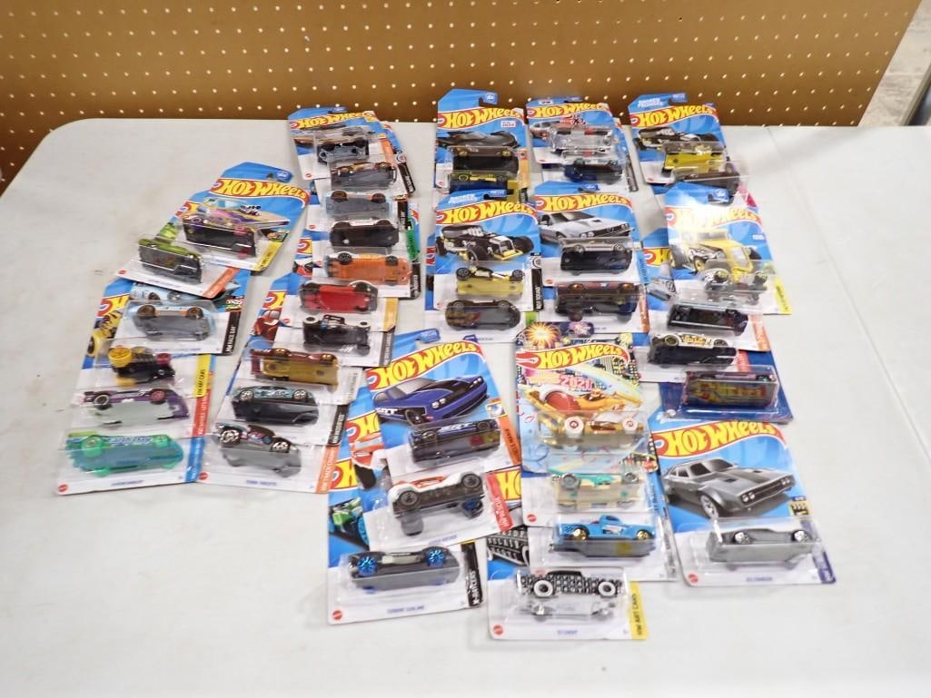 50 Hot Wheels Cars and Vehicles New in Package: 50 Hot Wheels Cars and Vehicles New in Package