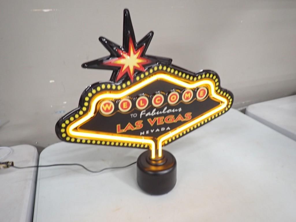 Welcome to Fabulous Las Vegas Nevada Souvenir Lighted Sign Works (1 of 11)
