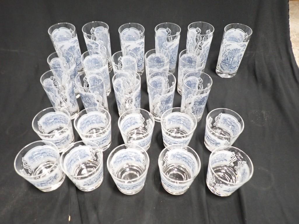 Set of 26 Vintage Currier & Ives Drinking Glasses or Tumblers Asst Sizes: Set of 26 Vintage Currier & Ives Drinking Glasses or Tumblers Assorted Sizes