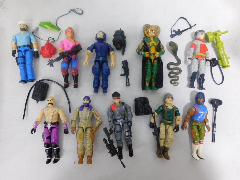 10 Vtg 1980s Hasbro GI Joe 3.75" Figures Serpentor, Fridge, Etc Lot: 10 Vintage 1980s Hasbro GI Joe 3.75" Figures Serpentor, Fridge, Etc Lot. Includes: Crankcase, Dr. Mindbender, Gyro-Viper, Serpentor, The Fridge, Zarana, etc. Figures have paint wear, but are clean