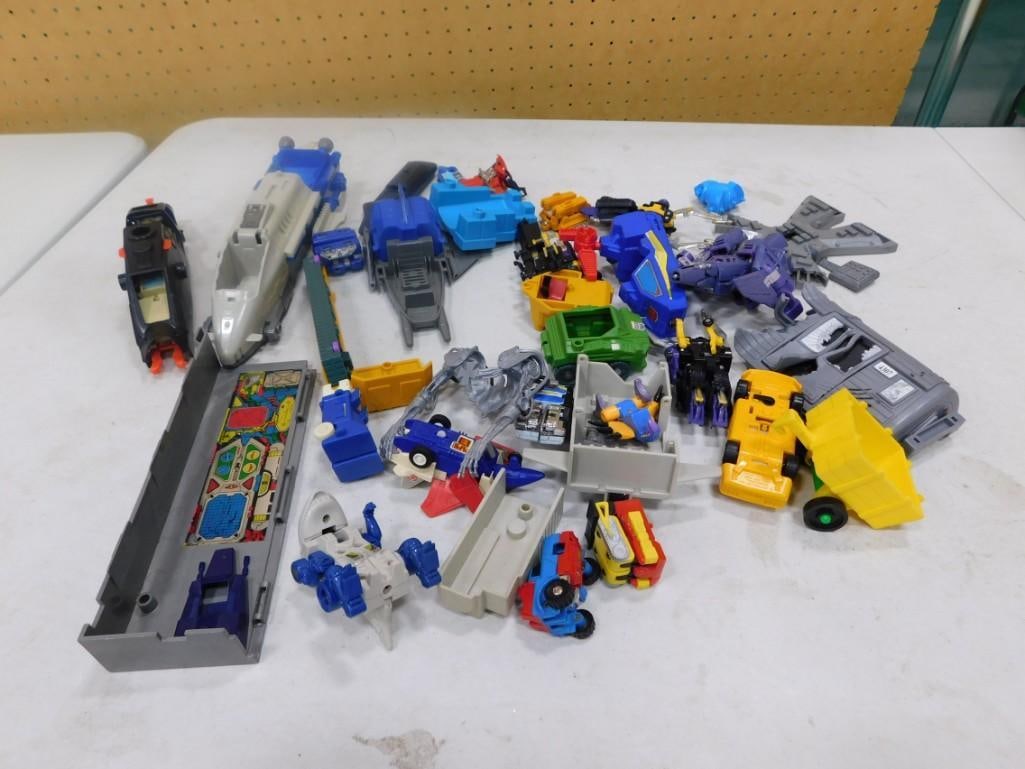 Transformers and More Lot Small Toys, Etc (1 of 4)