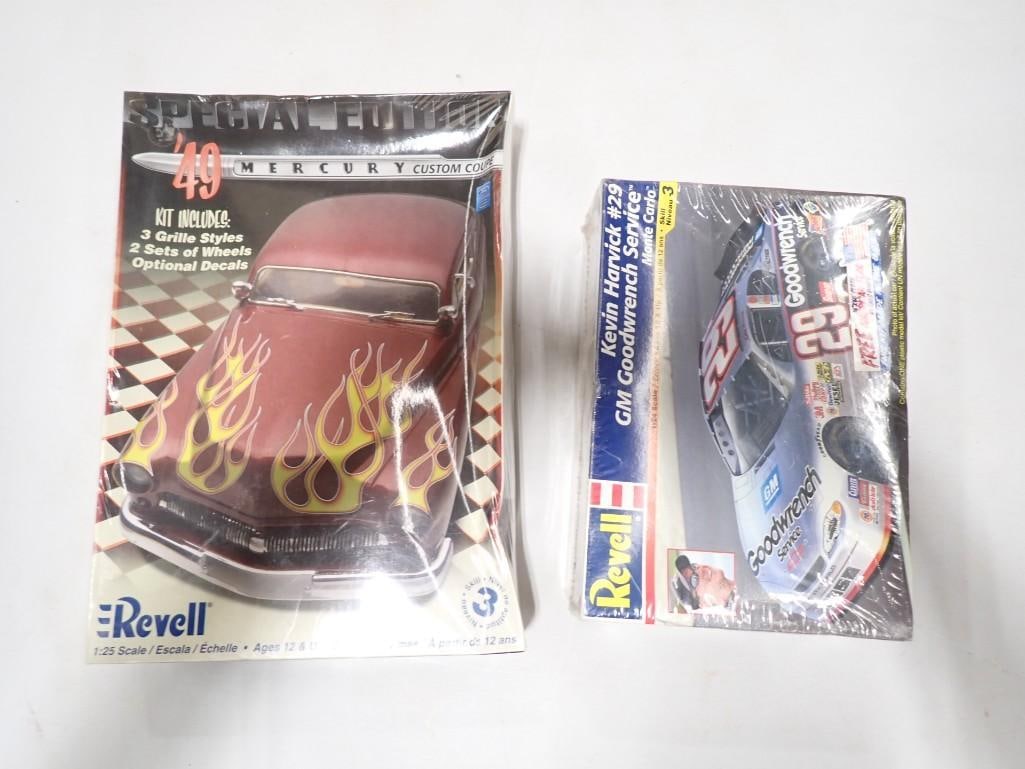 2 Sealed Revell Model Car Kits incl Special Edition '49 Mercury Custom Coupe and (1 of 5)