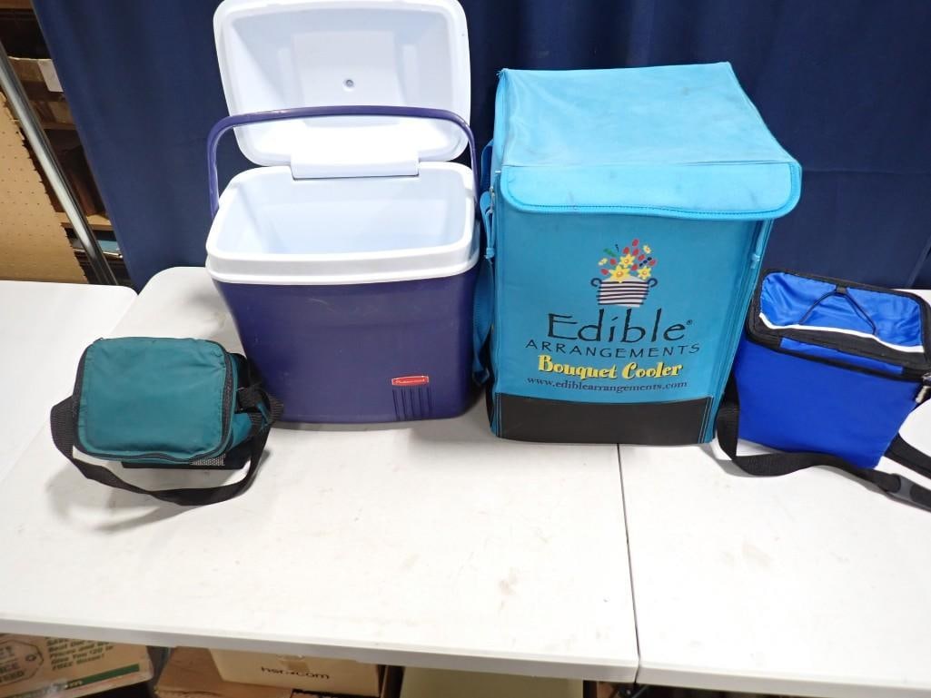 Lot of Coolers and Insulated Bags: Lot of Coolers and Insulated Bags