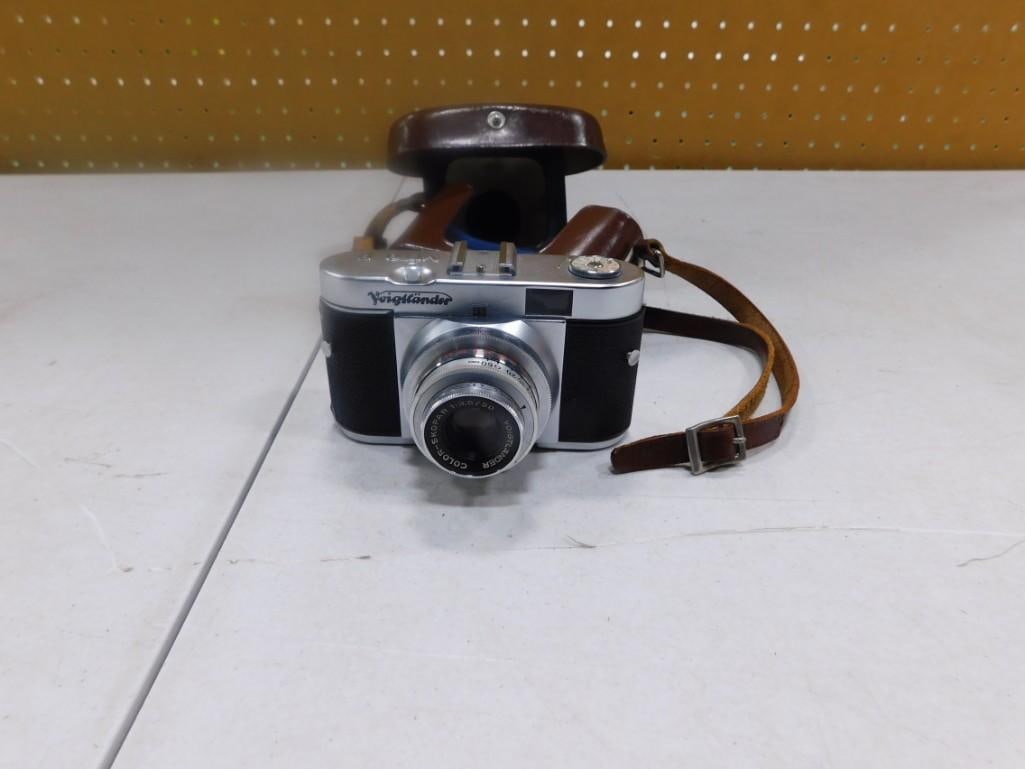 Vintage Voigtlander Color-Skopar Camera with leather Case (1 of 6)
