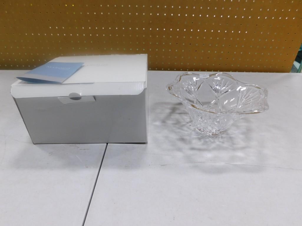 Waterford Honour 8.5" Crystal Bowl with original box - Marquis (1 of 4)