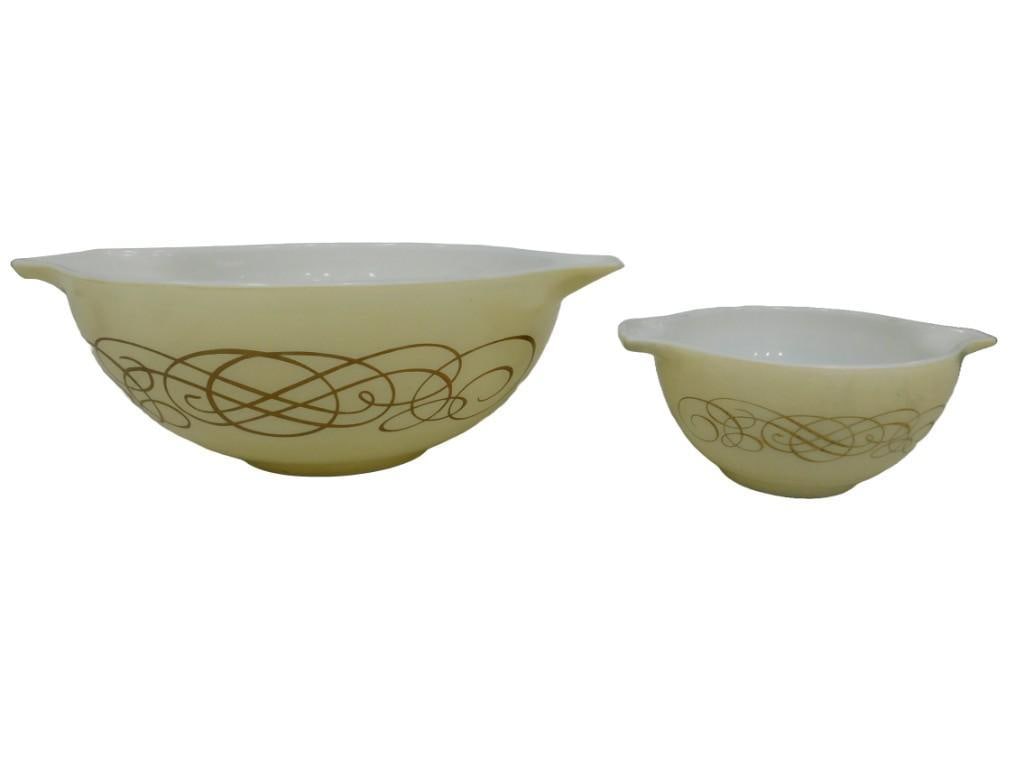 Lot of 2 Pyrex Bowls Golden Scroll Cinderella (1 of 7)