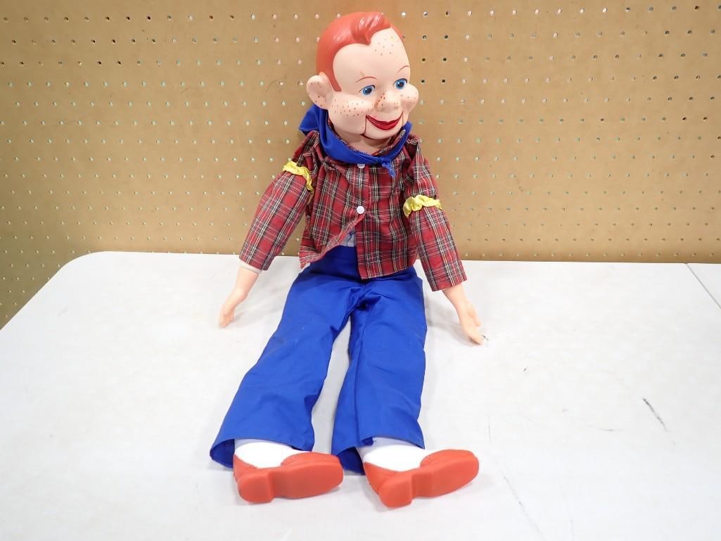 Vintage Howdy Doody Ventriloquist Dummy Doll (1 of 8)