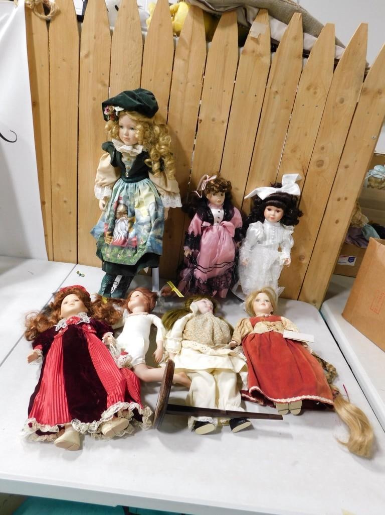 7 Porcelain Dolls Lot (1 of 9)